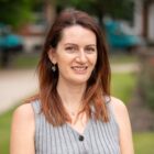 Elle Pollicott headshot