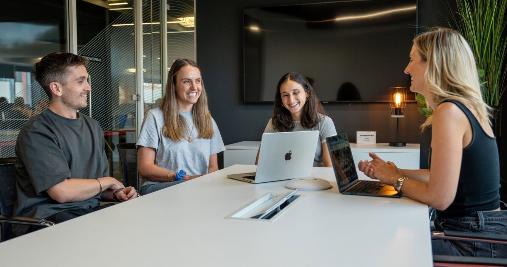 London team in office